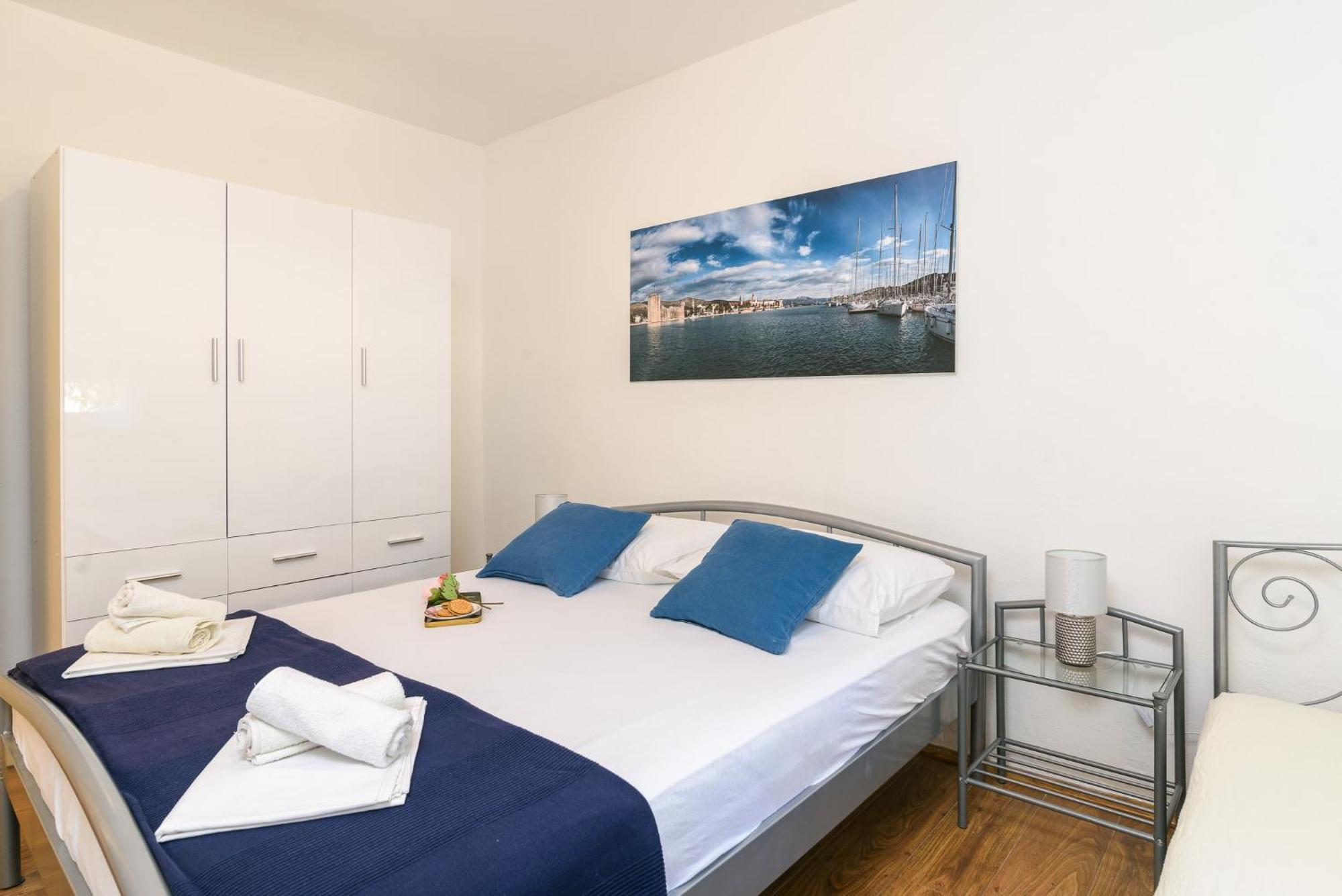 Apartments Mare Trogir Exterior foto