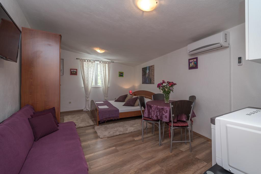 Apartments Mare Trogir Exterior foto